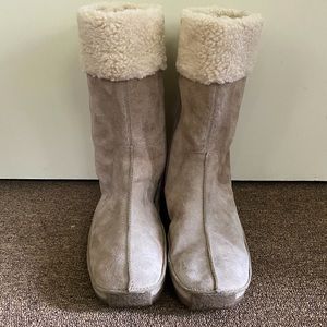 Hush Puppies Boots!!